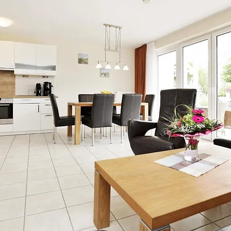 4 Person Holiday Home In Grossenbrode Lägenhet *